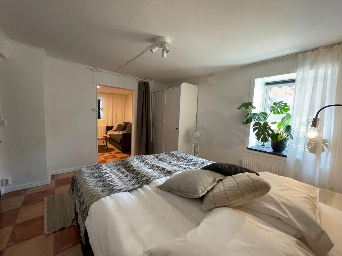 Laegenhet Soeder Om Landsvaegen D Apartment Skivarp Екстериор снимка
